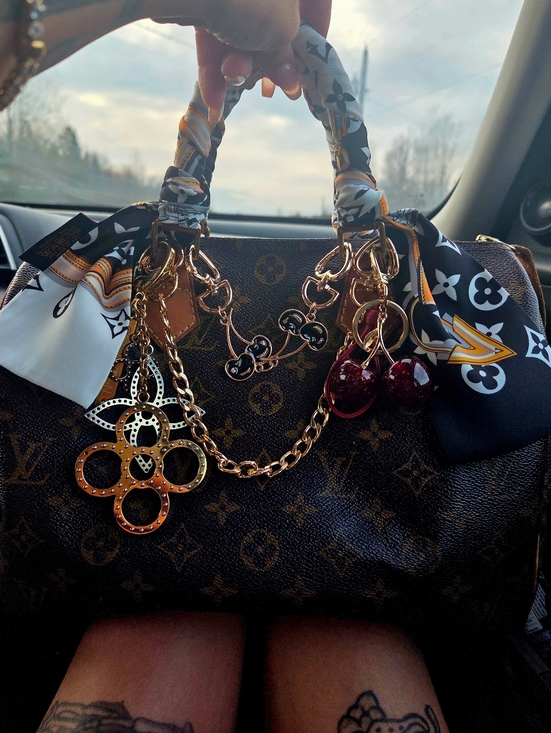 Louis Vuitton Handbags - Vintage Louis Vuitton Speedy 30 Brown Monogram W/ LV Bag Charm Authentic